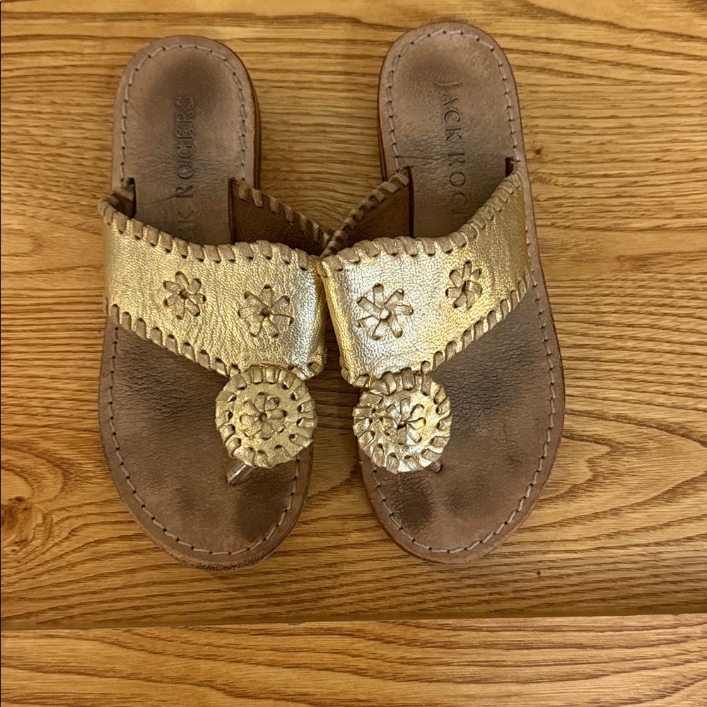 Girls Original Jack Rogers Sandal. Gold. Size 13
